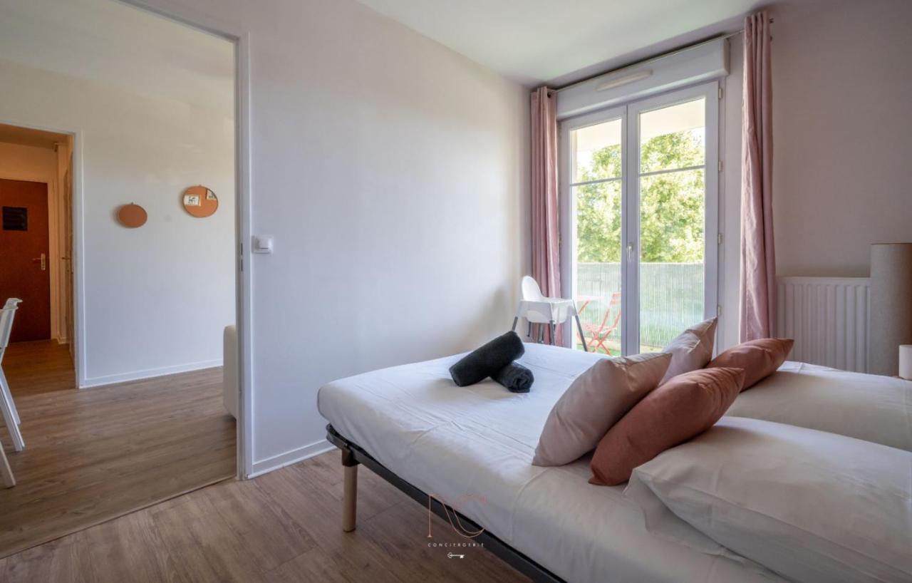 Apartment Castle 1 Bedroomed Bussy-Saint-Georges Zewnętrze zdjęcie